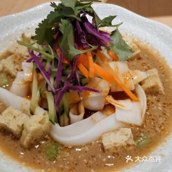 剪花娘子佛羅倫薩店秘制涼皮 用戶評價與口味解析